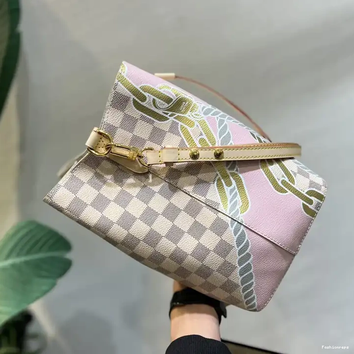 Fashionreps Bag 2304DJ0119 LV 0518